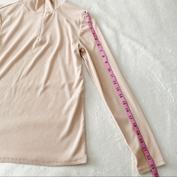 T by Tahari Pale Pink Ribbed Mick Neck Pullover Top - Picture 7 of 13